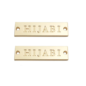 Etichette in Metallo Opaco Argento per Abbigliamento, Personalizzabili con Nome e Logo Inciso, per Vestiti / Magliette - Product Image 5