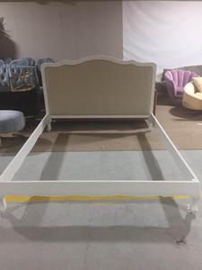 <span class=keywords><strong>Letto</strong></span> <span class=keywords><strong>Matrimoniale</strong></span> in Stile <span class=keywords><strong>Francese</strong></span> con Struttura in Legno Massello Semi-Aperta Rivestito in Tessuto - Product Image 6