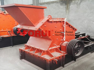 Máquina de fabricação de areia com dispositivo de abertura hidráulica, triturador fino de impacto