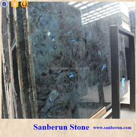 Frange en granit de luxe Madagascar, Labradorite, décoration murale