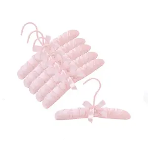 Cintre en <span class=keywords><strong>satin</strong></span> pour bébé rembourré personnalisé à prix d'usine pour pull et manteau - Product Image 1