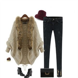 OEM Fashion Korean Cardigan Sweater With Fur Collar Design Winter <strong>Women</strong> Cardigan <strong>CLOAK</strong> - Product Image 2
