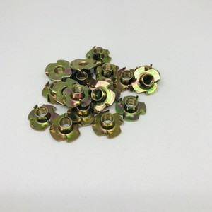 ถั่วแทรกเหล็กสําหรับไม้รุ่น M6 พร้อมการชุบสังกะสีมาตรฐาน Din สําหรับงานเฟอร์นิเจอร์ ขนาดเมตริกที่ผ่านการรับรอง - Product Image 2