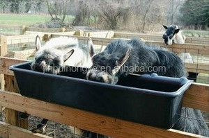 Nouveaux abreuvoirs et mangeoires en plastique PP noir pour chèvres et moutons, mangeoires pour animaux pour les fermes - Product Image 6