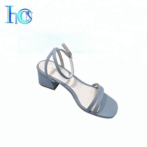 Rifornimento della fabbrica Camoscio Sandalo Tacchi a Blocchi Per La Promenade - Product Image 3