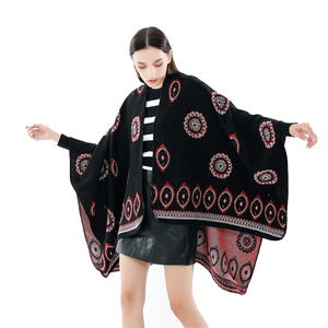 Poncho de caxemira para mulheres, poncho tricotado flor moderno para inverno 2018