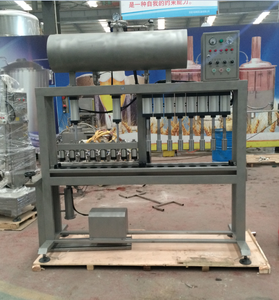 <span class=keywords><strong>Machine</strong></span> de remplissage et de bouchage de bouteilles en verre de bière artisanale à contre-pression semi-automatique à 4 stations Tiantai - Product Image 4