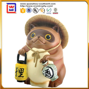 resina in stile giapponese tanuki con cappello e vaso e polyresin gatto leopardo statua e resina cane procione - Product Image 1