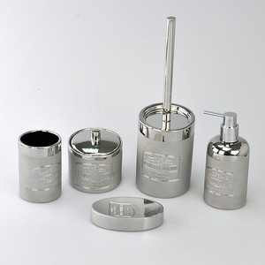 Juego de baño de cerámica cromada de alta calidad de 5 piezas - Product Image 1