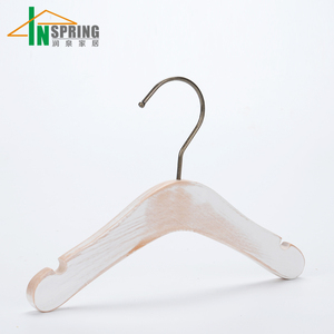 Venta al por mayor <span class=keywords><strong>de</strong></span> perchas <span class=keywords><strong>de</strong></span> madera blanca <span class=keywords><strong>para</strong></span> niños inspiradoras, perchas <span class=keywords><strong>para</strong></span> <span class=keywords><strong>ropa</strong></span> <span class=keywords><strong>de</strong></span> bebé individuales que ahorran espacio, perchas <span class=keywords><strong>para</strong></span> supermercado, tienda <span class=keywords><strong>de</strong></span> <span class=keywords><strong>ropa</strong></span> - Product Image 6