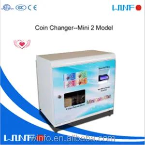 A máquina de vender automática da mudança da moeda do token da porta de lado traseiro para a loja da lavandaria