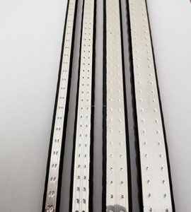 Barre d'espacement moderne multi-modèles en aluminium et caoutchouc à bord chaud avec bandes de butyl, longueur personnalisée pour l'étanchéité du verre <span class=keywords><strong>isolant</strong></span> - Product Image 5