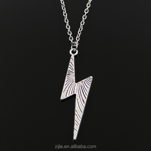 Cadena de plata de la moda muestra gratis en Stoke fulmination relámpago colgante collar - Product Image 1