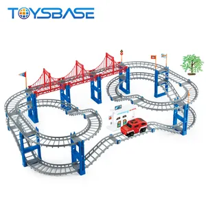 最受欢迎的儿童玩具拼图电动火车汽车 82 PCS Rc 赛道