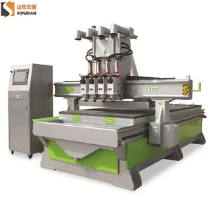 Máquina de corte e gravação CNC barata com três fusos para uso industrial em madeira de alta produtividade