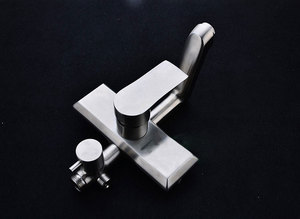 Columna <span class=keywords><strong>de</strong></span> <span class=keywords><strong>Ducha</strong></span> Empotrada YIDA, Acero Inoxidable 304 Cepillado, Termostática, con Efecto Lluvia y Chorro <span class=keywords><strong>de</strong></span> Masaje para Hotel - Product Image 5