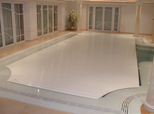 <span class=keywords><strong>Couverture</strong></span> de <span class=keywords><strong>piscine</strong></span> électrique <span class=keywords><strong>rigide</strong></span> en plastique de haute qualité pour piscines extérieures, utilisation domestique, sécurité et propreté - Product Image 4