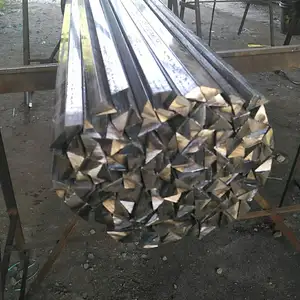 Triángulo de barra de acero