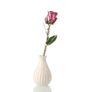 Rosa de brotes bañada en oro con caja de regalo, rosa de oro para el día de la madre, navidad o San Valentín - Product Image 2