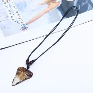 Ali express Hot Selling Resin Cow Bone Necklace With Wax Rope Adjust Size Fashionable Men Pendant Necklace