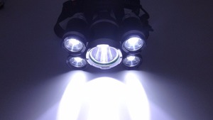 Phare <span class=keywords><strong>12000</strong></span> Lumen <span class=keywords><strong>Lampe</strong></span> <span class=keywords><strong>frontale</strong></span> 5 Puce LED <span class=keywords><strong>Lampe</strong></span> <span class=keywords><strong>frontale</strong></span> <span class=keywords><strong>Lampe</strong></span> torche Lanterne <span class=keywords><strong>Lampe</strong></span> <span class=keywords><strong>frontale</strong></span> - Product Image 6