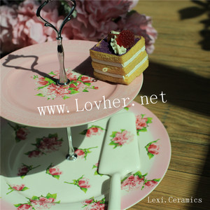 Plateau rond à gâteau en porcelaine Fine, support à pâtisserie en céramique de 2 niveaux pour la maison, les hôtels, les restaurants et les mariages, vente en gros en chine - Product Image 5