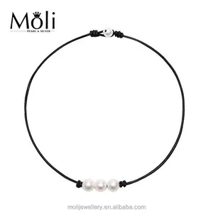 Hot Selling Style Genuine Black Leather Natural Big Freshwater Natural Pearl Choker Necklace for Holiday Style Jewelry