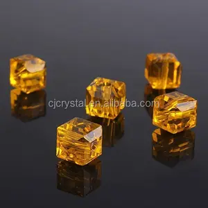 Perles allemandes en verre opaque 4mm, cube de haute qualité