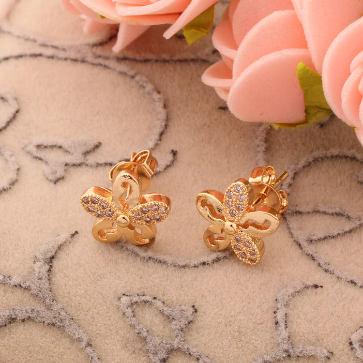 Simple Design Daily Wear Flower Shaped Diamond Stud Earrings Women,Cubic  Zirconia Jewelry
