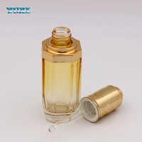 Botol Foundation riasan kaca 20ml kustom dengan pompa bentuk persegi untuk perawatan kulit krim Serum krim wajah tutup sekrup tipe penyegel