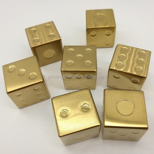 Pietre per Whisky Premium in Acciaio Inox Dorato, Cubetti di Ghiaccio Dorati e Cubetti di Ghiaccio in Acciaio Inox per Vino - Product Image 3