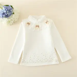 Hot Sale Kids White Cotton Tops with Bear Appliqued Long Sleeves Bottoming Shirts for 3-15years