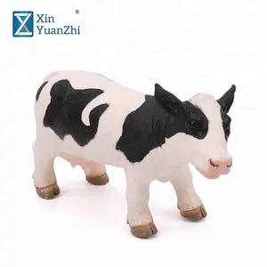 Simulación de plástico suave de las vacas lecheras de animales de granja modelos para decoración de escritorio