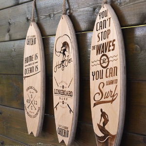 Segno decorativo di arte della parete della tavola da surf di legno