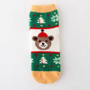 Venta al por mayor calcetines de navidad decoración-Navidad calcetines Santa Claus Reno de las mujeres calcetines decoraciones de Navidad de terciopelo de Coral Sock