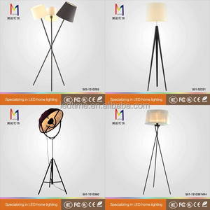 Moderne trépied lampe / <span class=keywords><strong>lampadaire</strong></span> / plastique <span class=keywords><strong>abat</strong></span> - <span class=keywords><strong>jour</strong></span> avec ce rohs pour salon - Product Image 4