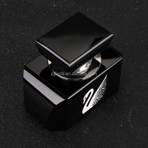 Bottiglia di Profumo K9 Personalizzata Sabbiata a Forma di <span class=keywords><strong>Cigno</strong></span> 3ml Nera Stile Arabo Dubai Lussuosa Bottiglia Quadrata in Cristallo per Oli Essenziali - Product Image 3