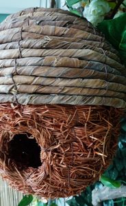 Nichoirs suspendus en rotin naturel rond faits à la main pour oiseaux, à prix avantageux, vente en gros - Product Image 6