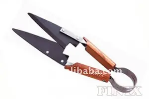 12" Stainless Steel Grip with Wooden Wrapping Sheep Shears