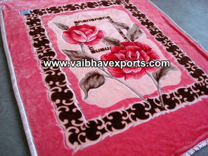 ผ้าห่มขนมิงค์ทำจากอะคริลิคแบบ100% ที่คลุมฤดูหนาวให้ความอบอุ่นมีลวดลายเป็นลายทางทำจากโรงงานอินเดีย - Product Image 2