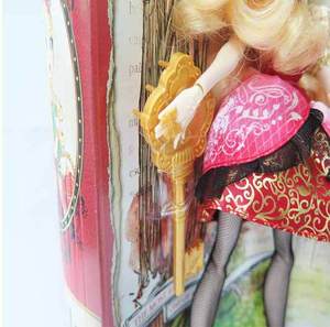 Juguete de plástico personalizada <span class=keywords><strong>Barbie</strong></span> doll con bolso rojo y peine - Product Image 4
