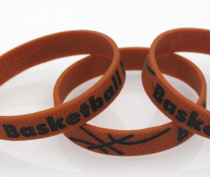 Braccialetto in Silicone con Strisce da <span class=keywords><strong>Basket</strong></span> Personalizzabile, <span class=keywords><strong>Regalo</strong></span> Aziendale per Appassionati di <span class=keywords><strong>Basket</strong></span> ed Eventi Sportivi - Product Image 1
