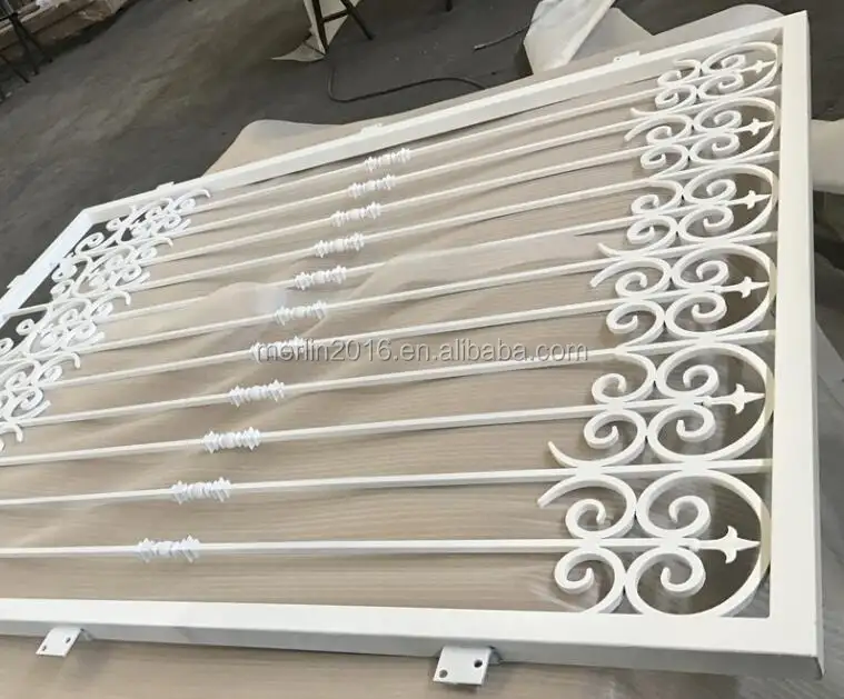 Moderne conception de grille de fenêtre en fer