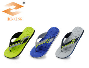 Machine à souffler rotative 20 stations pour la fabrication de pantoufles Chaussures pour dames - Product Image 5