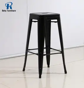 Прозрачный металлический безрукий барный стул