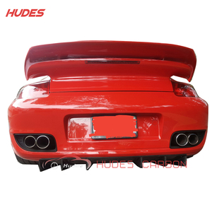 すべてのモデルの耐久性と堅牢性を備えたポルシェ997用リア