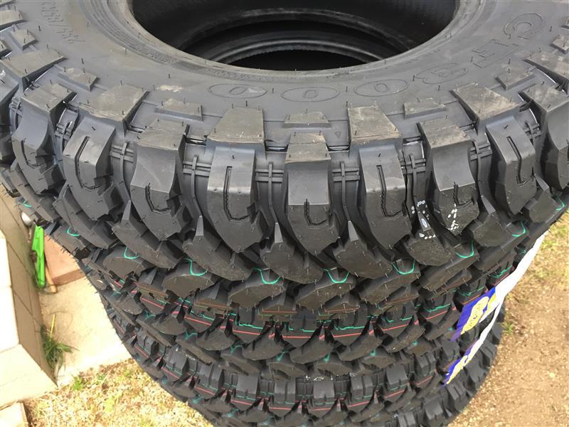 COMFORSER CF3000 245/75R16 4本 Comforser CF3000 245/75R16 Tires - Premium Rubber Construction for