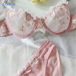 <span class=keywords><strong>Jolie</strong></span> Modèle Jeune Femme Fleur <span class=keywords><strong>Dentelle</strong></span> Sexy <span class=keywords><strong>Soutien</strong></span>-<span class=keywords><strong>Gorge</strong></span> et Culotte Mémoires Nouveau Design - Product Image 4