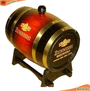 Botte in Legno di Quercia/Pino Personalizzata da 5L/10L per Whisky, Birra e Vino - Product Image 1
