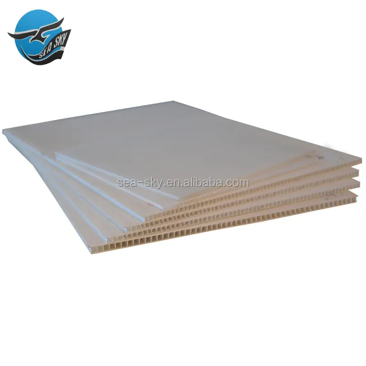 Trung Quốc Nhà sản xuất chết cắt bóng Laminate trắng 4x8 UV chịu nhiệt tấm nhựa sóng cho bìa